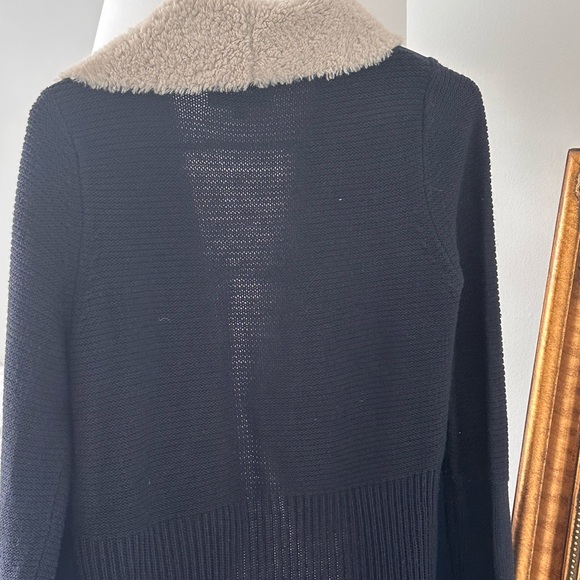 Cardigan - Picture 2 of 5